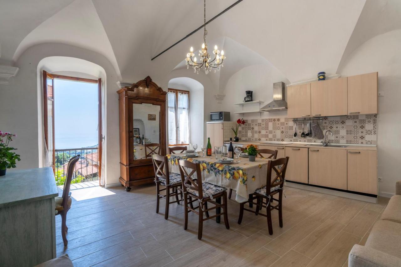 Agriturismo Il Vecchio Mulino Terzorio Bagian luar foto