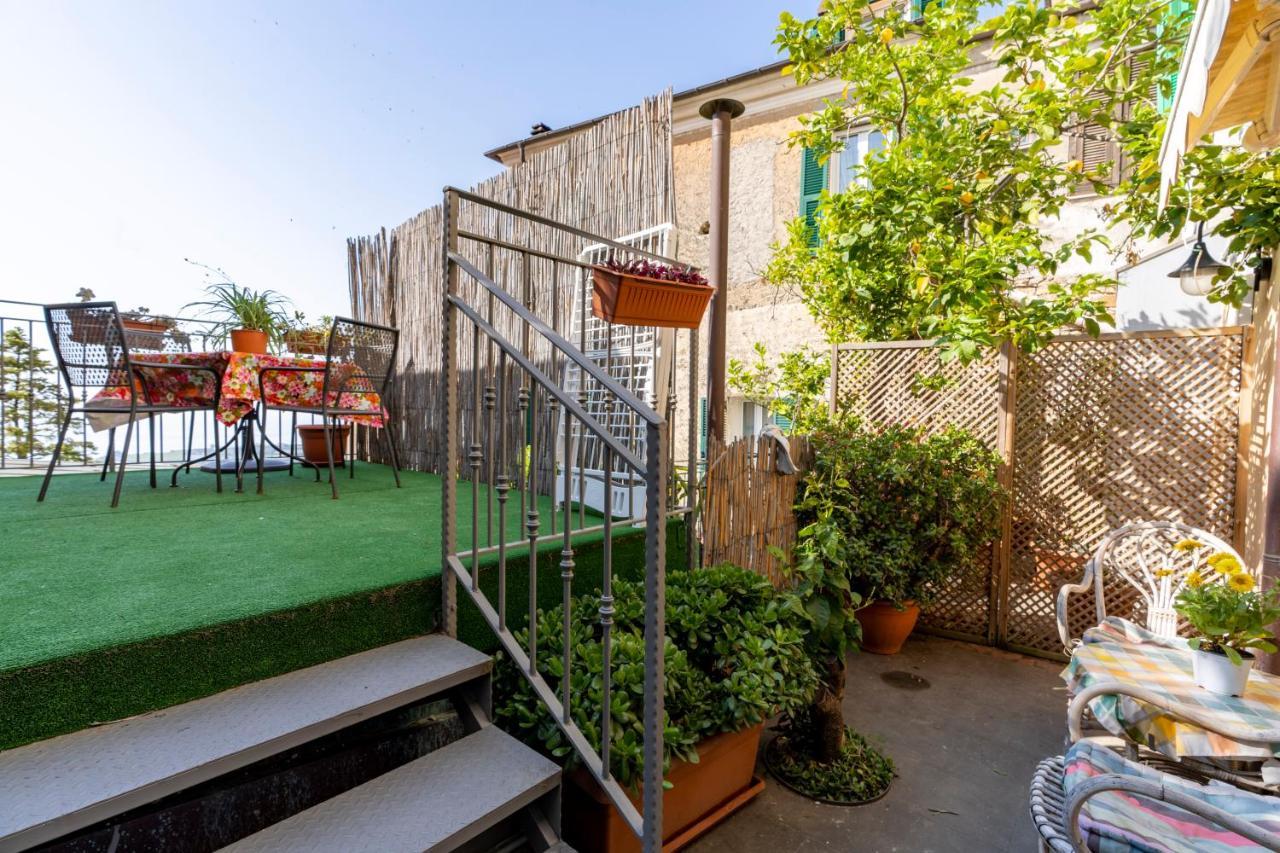 Agriturismo Il Vecchio Mulino Terzorio Bagian luar foto
