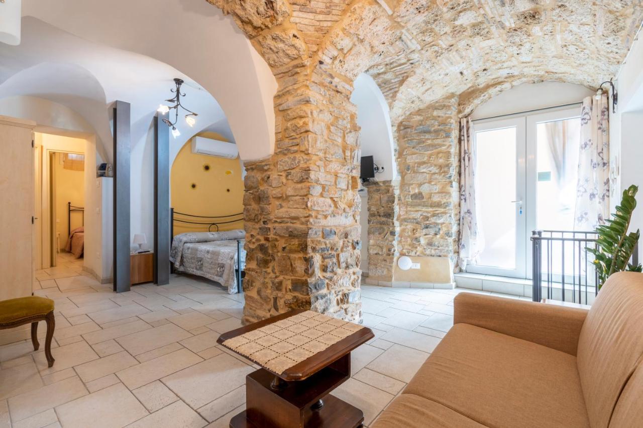 Agriturismo Il Vecchio Mulino Terzorio Bagian luar foto