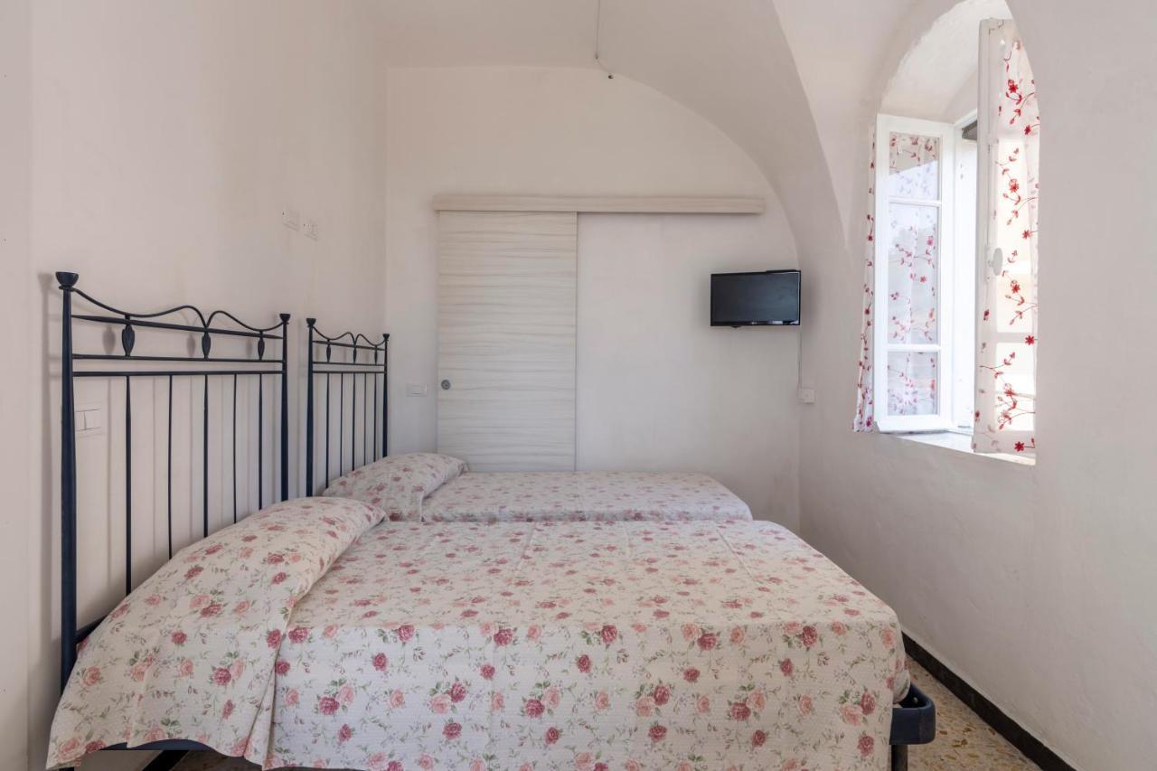 Agriturismo Il Vecchio Mulino Terzorio Bagian luar foto