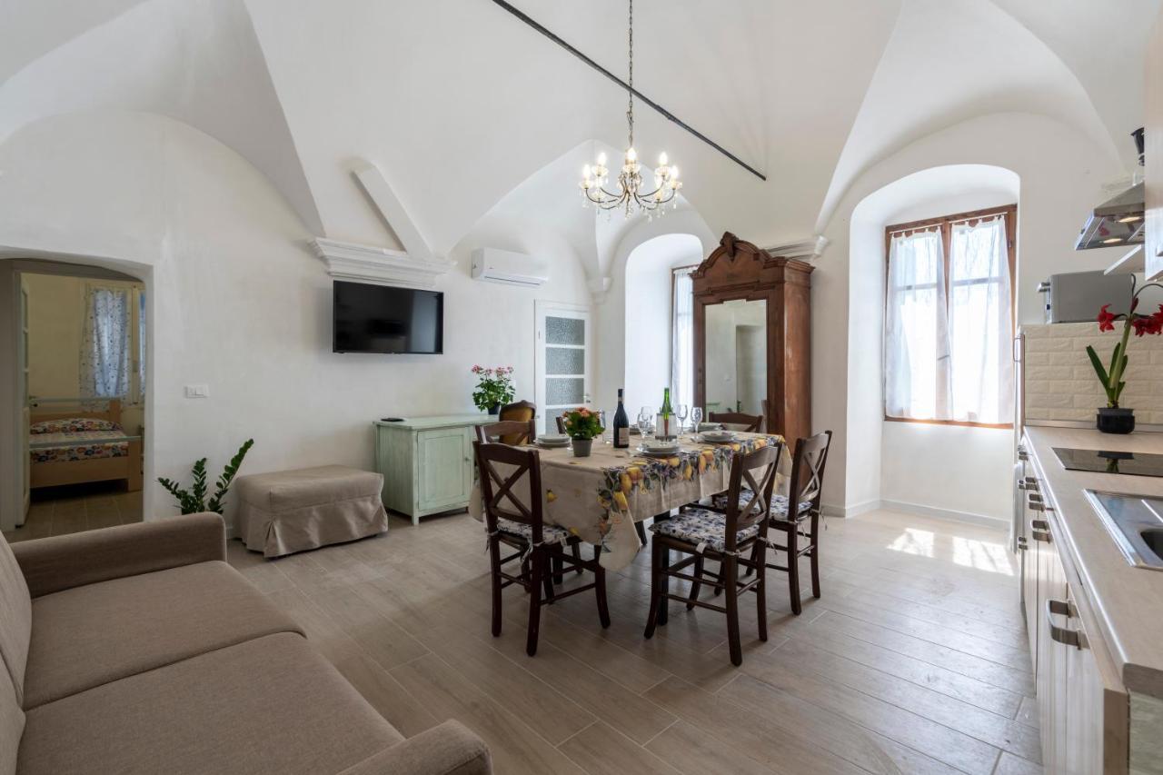 Agriturismo Il Vecchio Mulino Terzorio Bagian luar foto