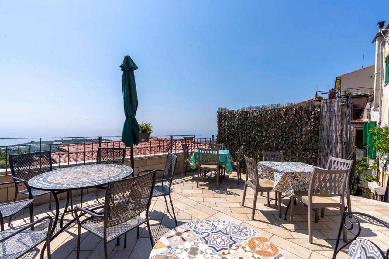 Agriturismo Il Vecchio Mulino Terzorio Bagian luar foto