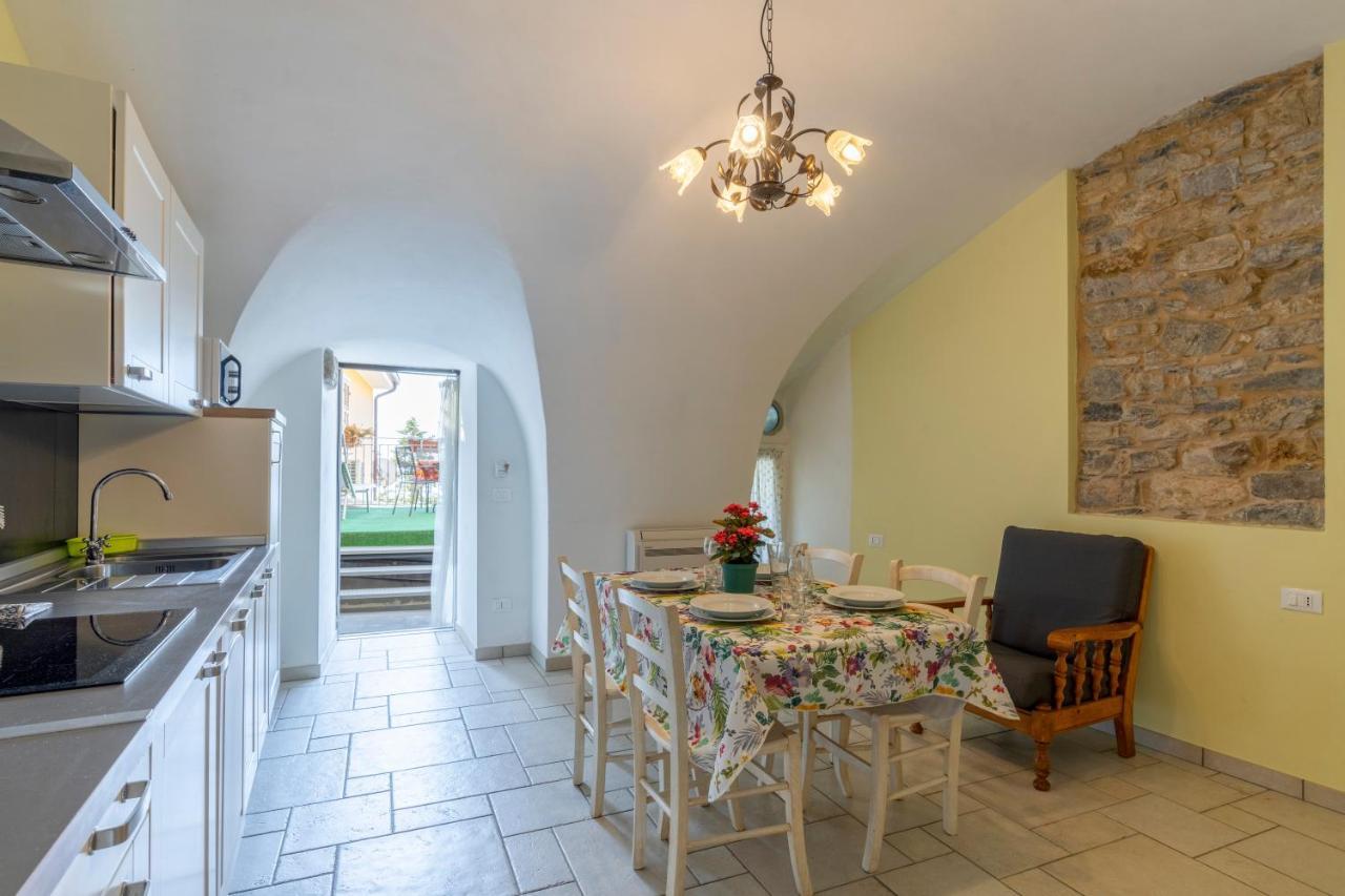 Agriturismo Il Vecchio Mulino Terzorio Bagian luar foto