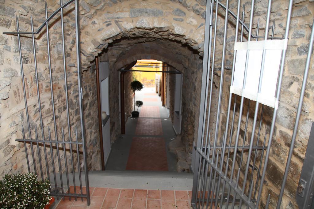Agriturismo Il Vecchio Mulino Terzorio Bagian luar foto
